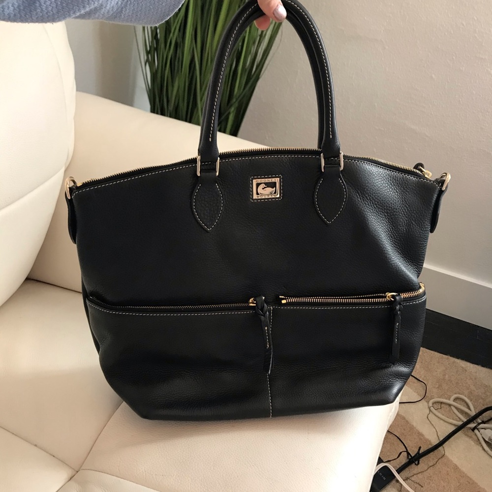 Brand new Dooney & Bourke large pocket satchel